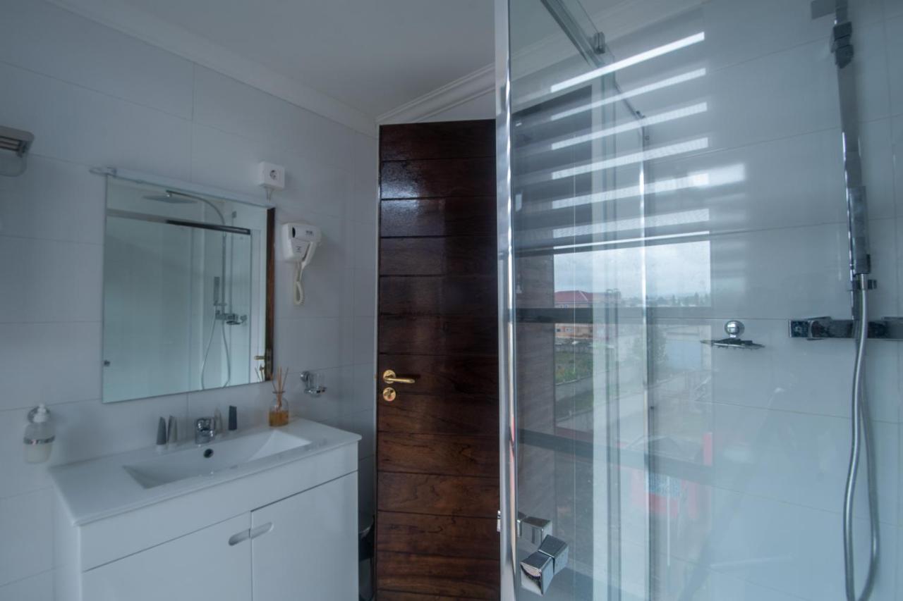 Wdc Aparthotel - Buea 外观 照片