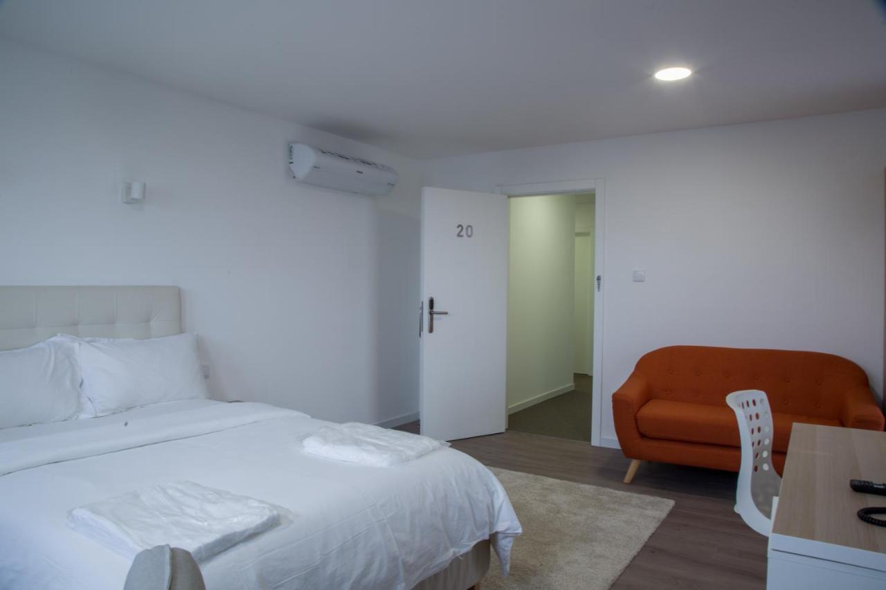Wdc Aparthotel - Buea 外观 照片