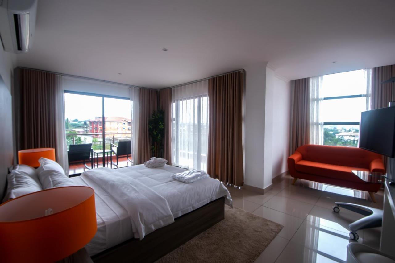 Wdc Aparthotel - Buea 外观 照片