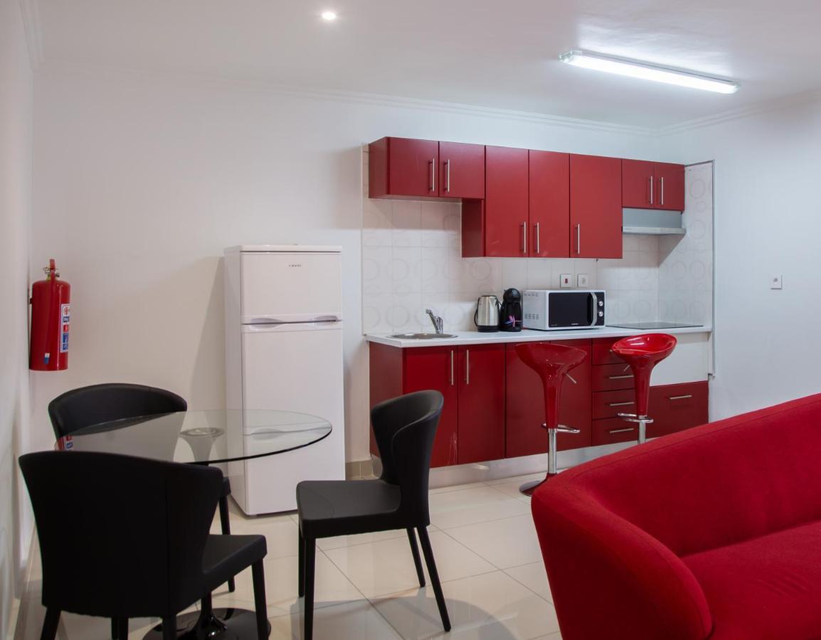 Wdc Aparthotel - Buea 外观 照片
