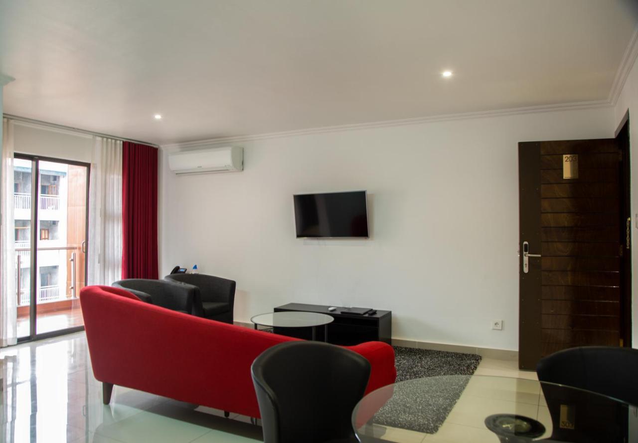 Wdc Aparthotel - Buea 外观 照片